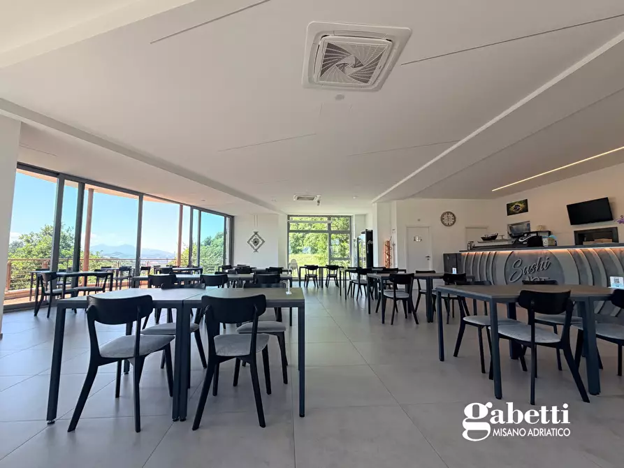 Immagine 7 di Bar / Ristorante in vendita  in Via Bocca Trabaria Sud, 2 a Urbino