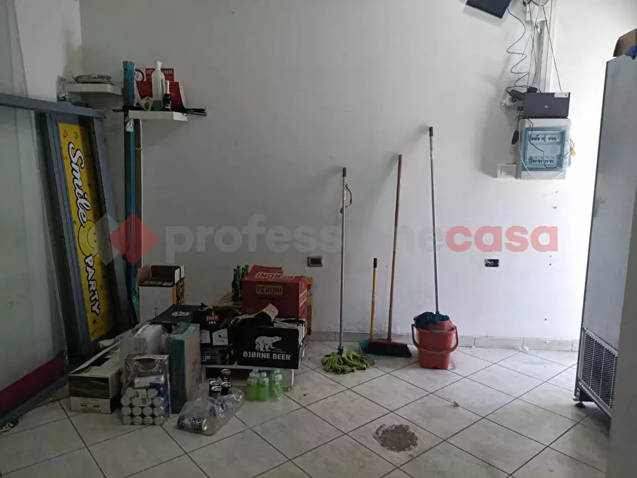 Immagine 15 di Negozio in vendita  in Via muratori, 28 a Reggio Di Calabria