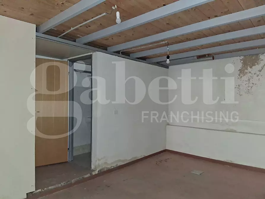 Immagine 7 di Laboratorio in affitto  in Via San Giovanni, 40 a Ragusa