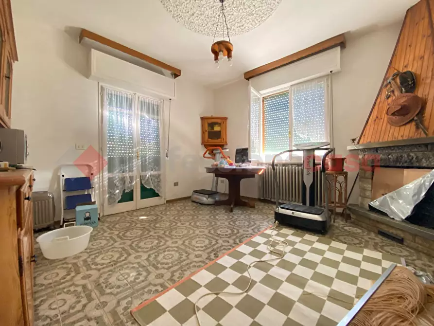 Immagine 6 di Villa in vendita  in Via Pulpiano a Viano