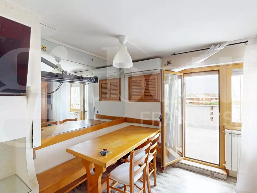 Immagine 10 di Appartamento in vendita  in Via dei Marcellini, 33 a Roma