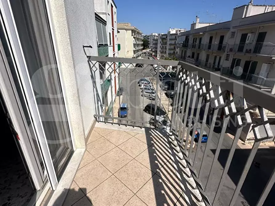 Immagine 25 di Appartamento in vendita  in Via Raffaele Braico a Ostuni