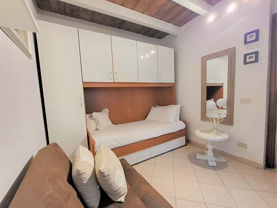 Immagine 6 di Multiproprietà in vendita  in Via P.ZZA BETTI, 1 a Massa