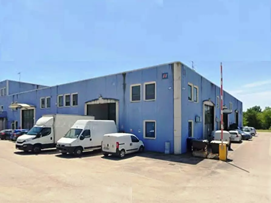 Immagine 1 di Capannone industriale in vendita  in Via camillo bozza, 8 a Corciano
