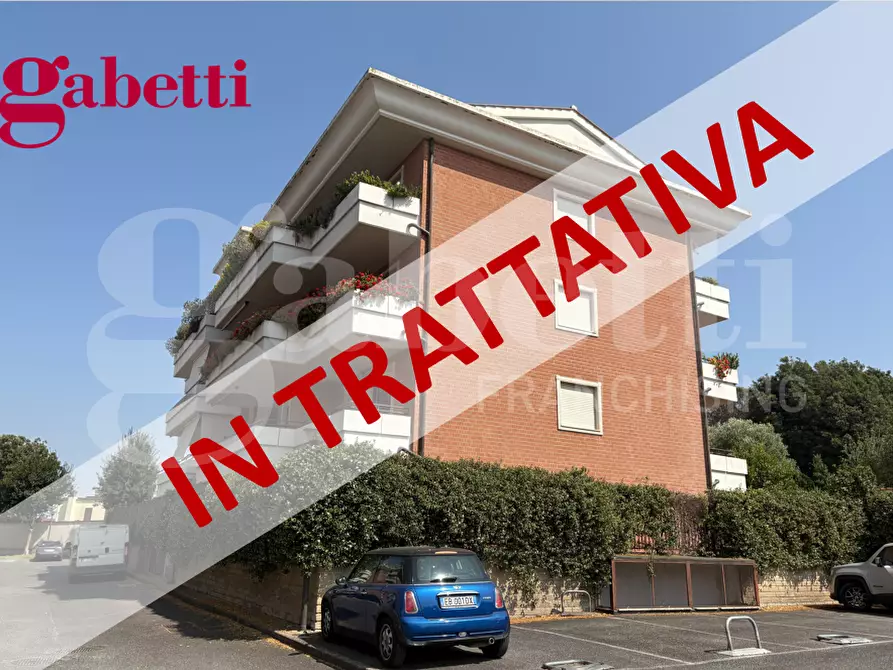 Immagine 1 di Appartamento in vendita  in Via Siligo, 10 a Roma