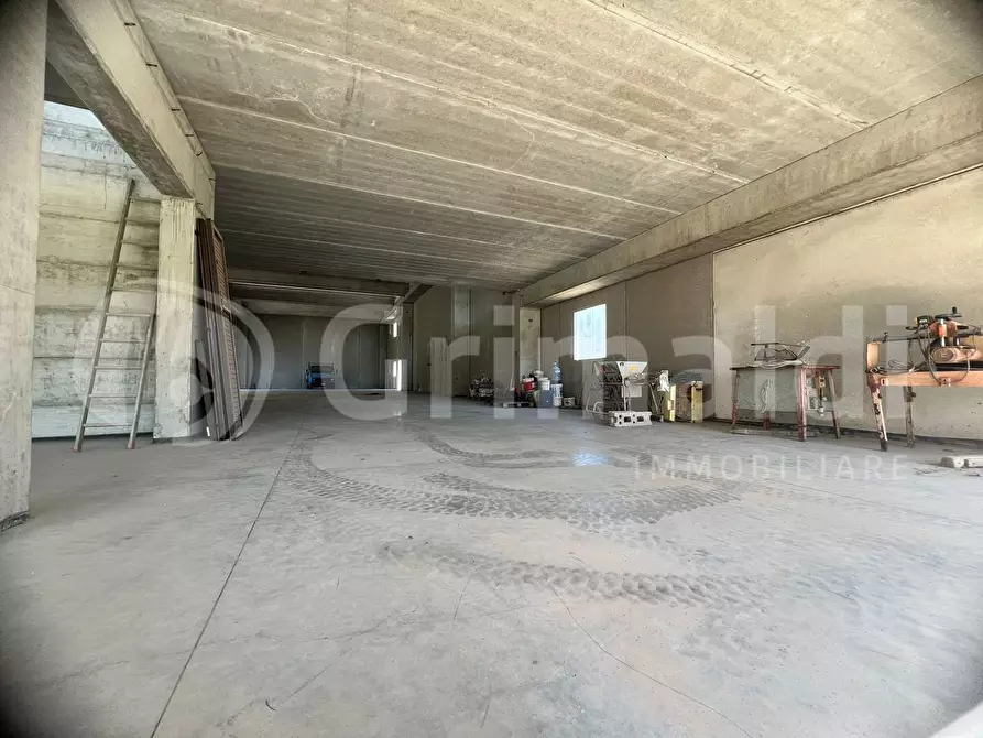 Immagine 14 di Capannone industriale in vendita  in Via sandro penna a Perugia