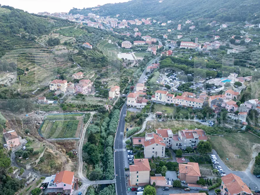 Immagine 15 di Appartamento in vendita  in Via Calvisio a Finale Ligure