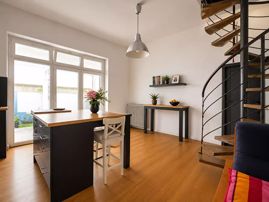 Immagine 8 di Casa indipendente in vendita  in Viale cesare battisti, 126 a Rovato