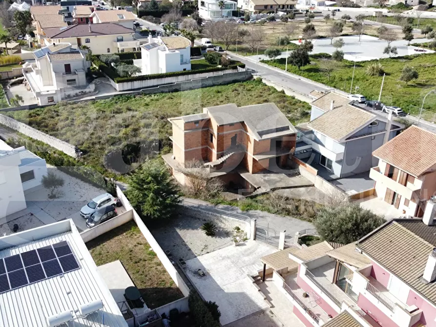 Immagine 37 di Villa in vendita  in Via ALBERTO SORDI, 42 a Ragusa