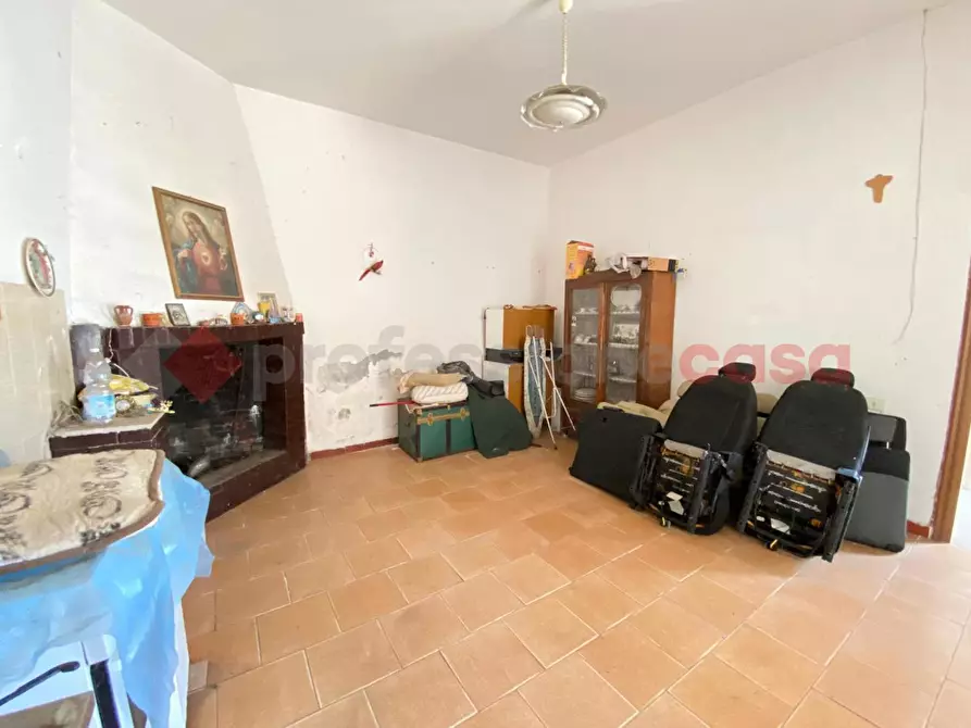 Immagine 7 di Casa indipendente in vendita  in Via Salerno, snc a Mondragone