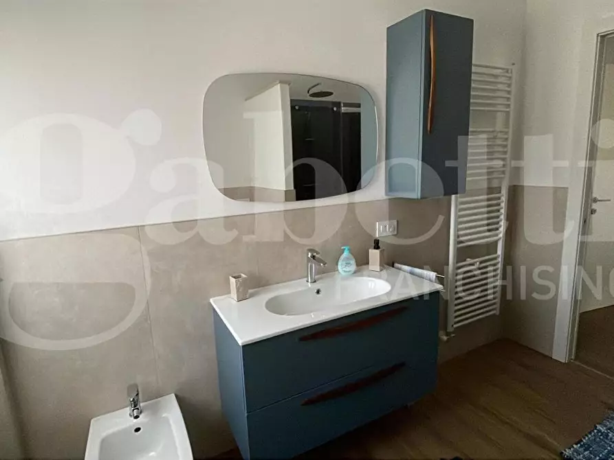 Immagine 8 di Appartamento in affitto  in Corso xxv aprile, snc a Erba
