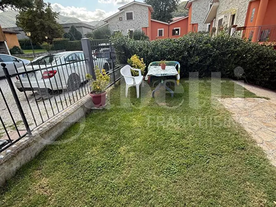 Immagine 13 di Casa bifamiliare in vendita  in Via turano, 71 a Contigliano