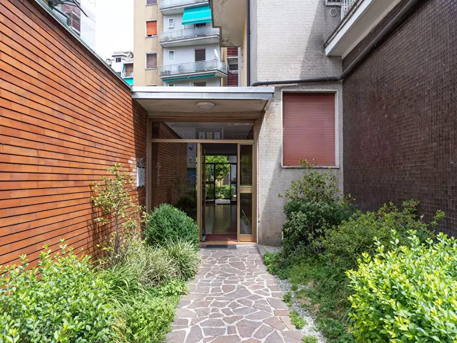 Immagine 39 di Appartamento in vendita  in Via ULISSE SALIS, 28 a Milano
