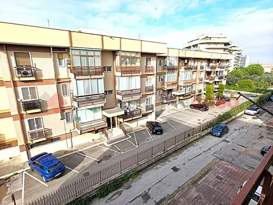 Immagine 19 di Appartamento in vendita  in Via GIUSSO a Bari