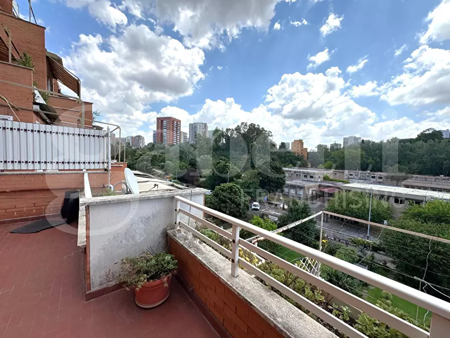 Immagine 26 di Appartamento in vendita  in Via Carlo Emilio Gadda, 151 a Roma