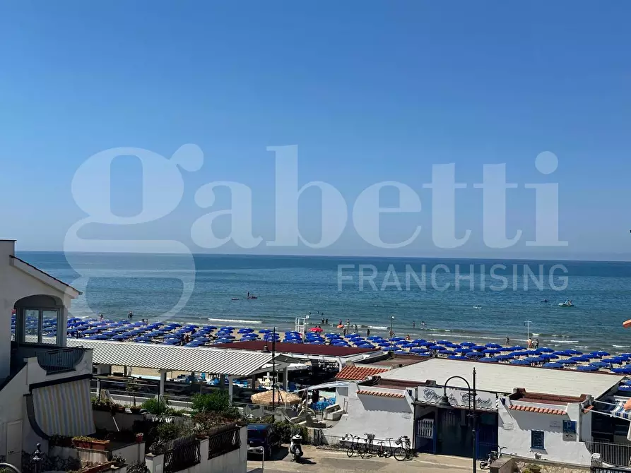 Immagine 20 di Appartamento in vendita  in Via del Condor, 28 a Ardea