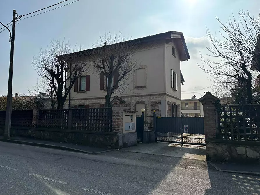 Immagine 3 di Appartamento in vendita  in Via G.B. Sufflico, 4 a Palazzolo Sull'oglio