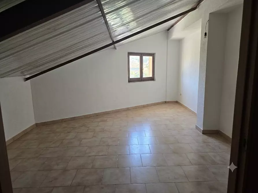 Immagine 25 di Appartamento in vendita  in LocalitÃ  Donnantona, 11 a Borgia