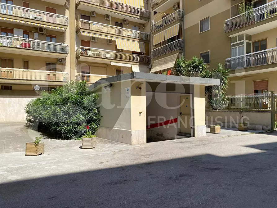 Immagine 4 di Box auto in vendita  in Via Gramsci a Trani