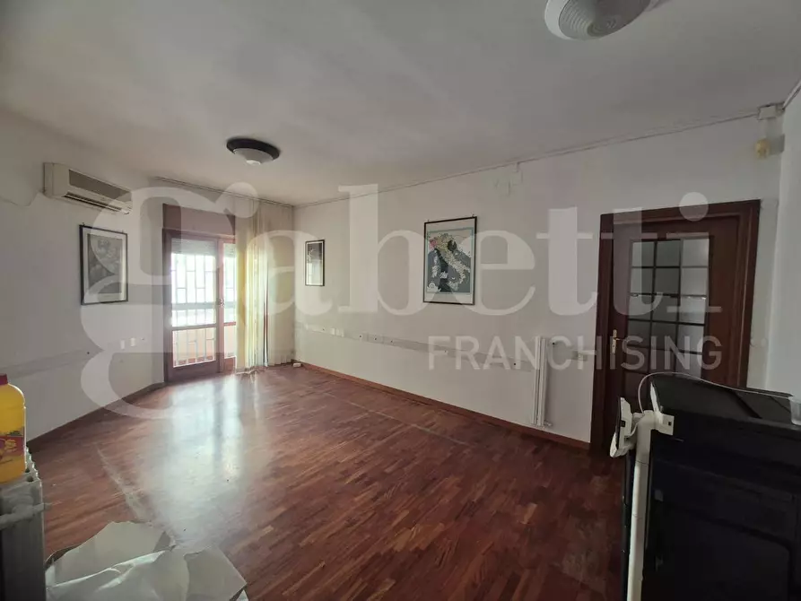 Immagine 3 di Appartamento in vendita  in Corso Umberto I, 221 a Torre Annunziata