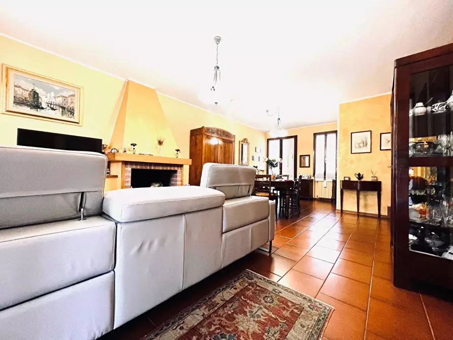 Immagine 4 di Villetta a schiera in vendita  in Via longarone, 7 a Scandiano