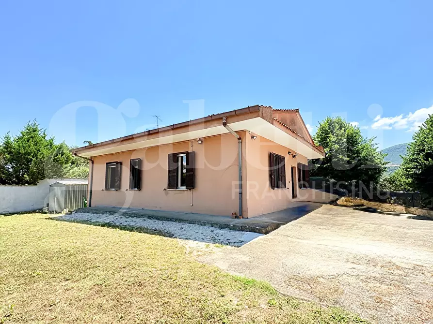 Immagine 10 di Villa in affitto  in Via Latina, 27 a Colleferro