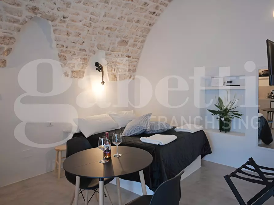 Immagine 9 di Casa indipendente in vendita  in Via Piccinni a Ostuni