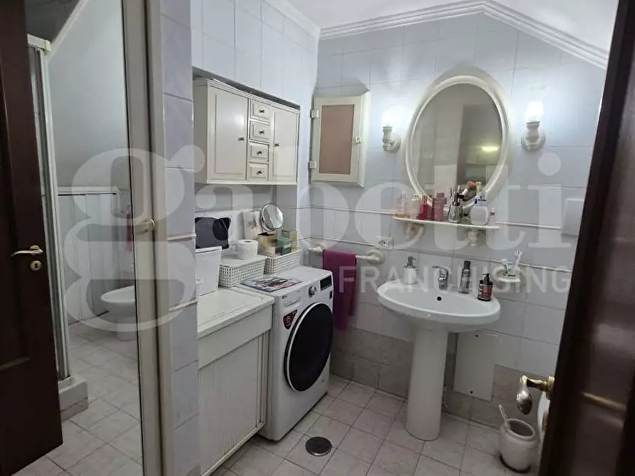 Immagine 13 di Casa indipendente in vendita  in Via Luigi Iacono, 7 a Torre Annunziata