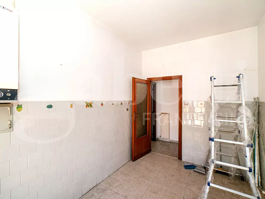 Immagine 11 di Appartamento in vendita  in Viale Oscar Sinigaglia, 11 a Roma