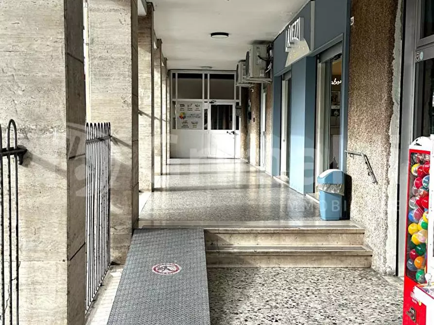 Immagine 41 di Appartamento in vendita  in Via tansillo, 54f a Napoli