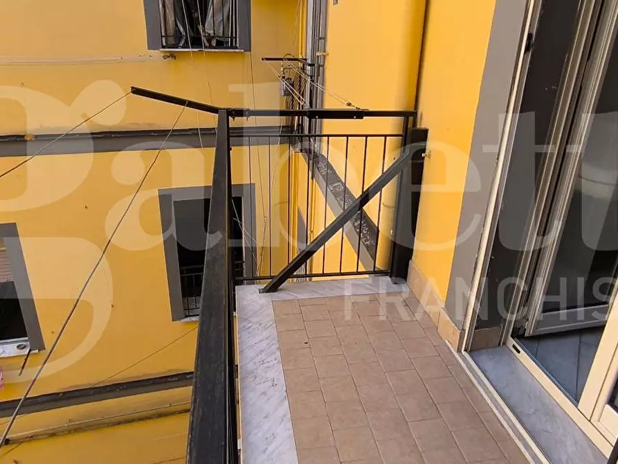 Immagine 18 di Appartamento in vendita  in Via Sant' Attanasio a Napoli