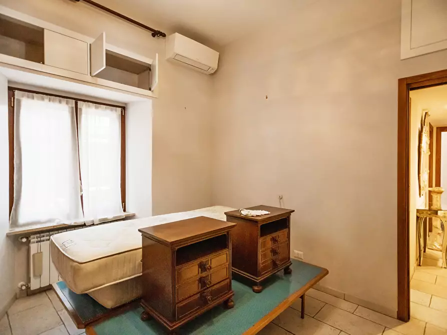 Immagine 32 di Appartamento in vendita  in Via Della Pisana a Roma