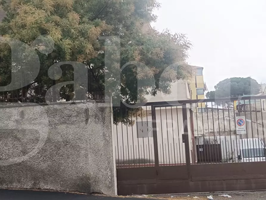 Immagine 4 di Magazzino in vendita  in Via Giacomo Leopardi, 21 a Gravina Di Catania