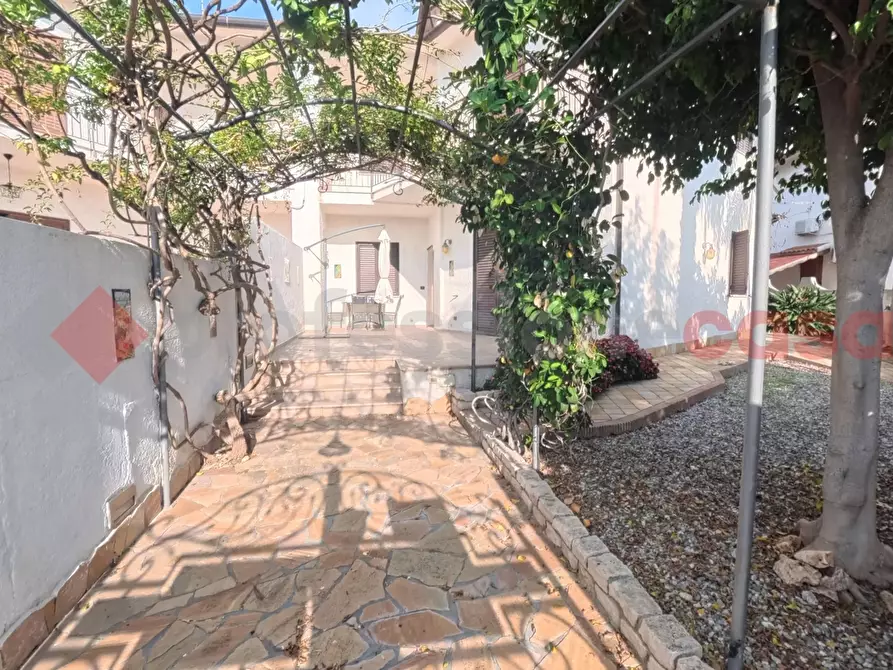 Immagine 3 di Villa in vendita  in Via Villaggio Magna Grecia,, 2 a Motta San Giovanni