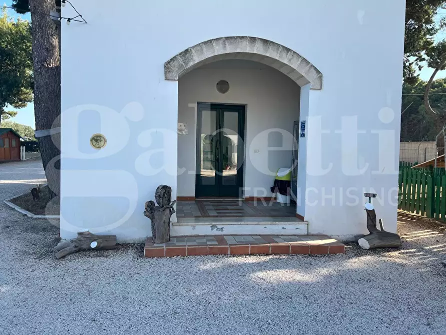 Immagine 5 di Ufficio in vendita  in Via ALBERTO SORDI, 4600 a Taranto