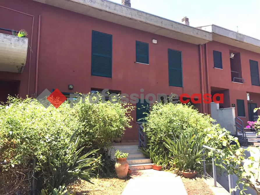 Immagine 41 di Villetta a schiera in affitto  in Via del Parco, 12 a Tremestieri Etneo