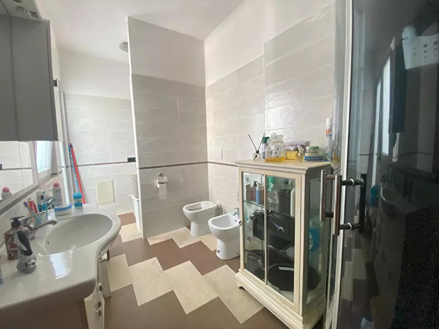 Immagine 32 di Casa indipendente in vendita  in Via Lauro, Snc a Mondragone