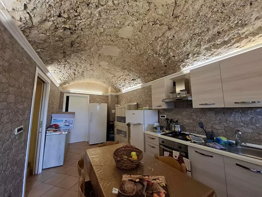 Immagine 30 di Appartamento in vendita  in Via Scesa, 5 a Fontechiari