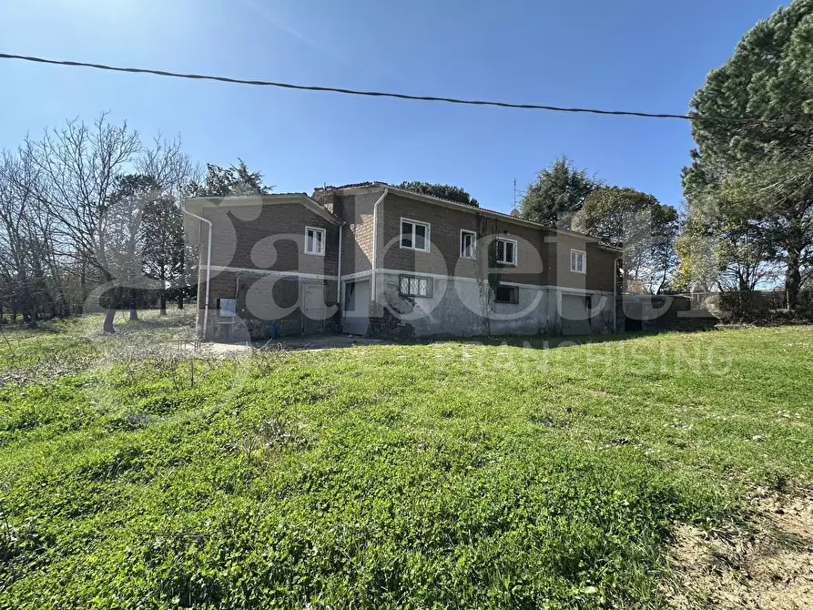 Immagine 24 di Villa in vendita  in Strada DELLA CASTELLINA, 00 a Oriolo Romano