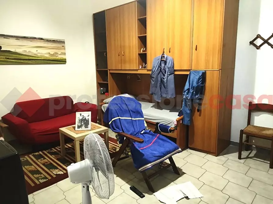 Immagine 5 di Appartamento in vendita  in Via ISONZO a Bari