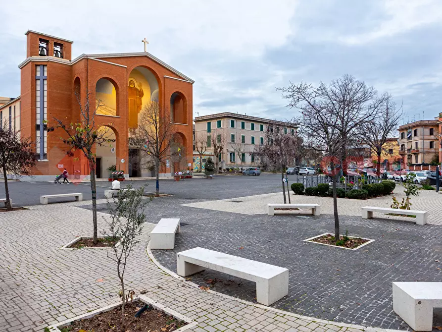 Immagine 28 di Appartamento in vendita  in Via Riofreddo a Roma