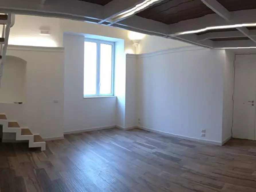Immagine 2 di Ufficio in affitto  in Via IV Novembre, 71 a Torre Annunziata