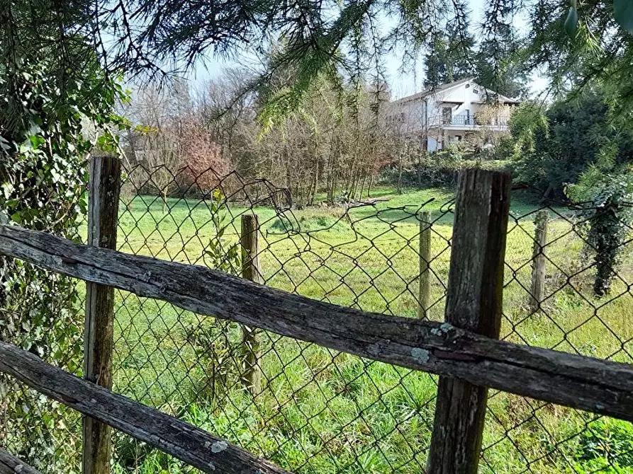 Immagine 5 di Terreno residenziale in vendita  in Via VIGNA DI VALLE, 00 a Manziana