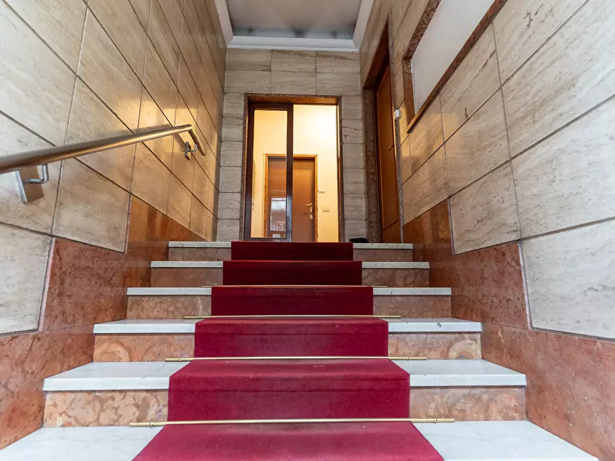 Immagine 10 di Appartamento in affitto  in Via costanza a Milano