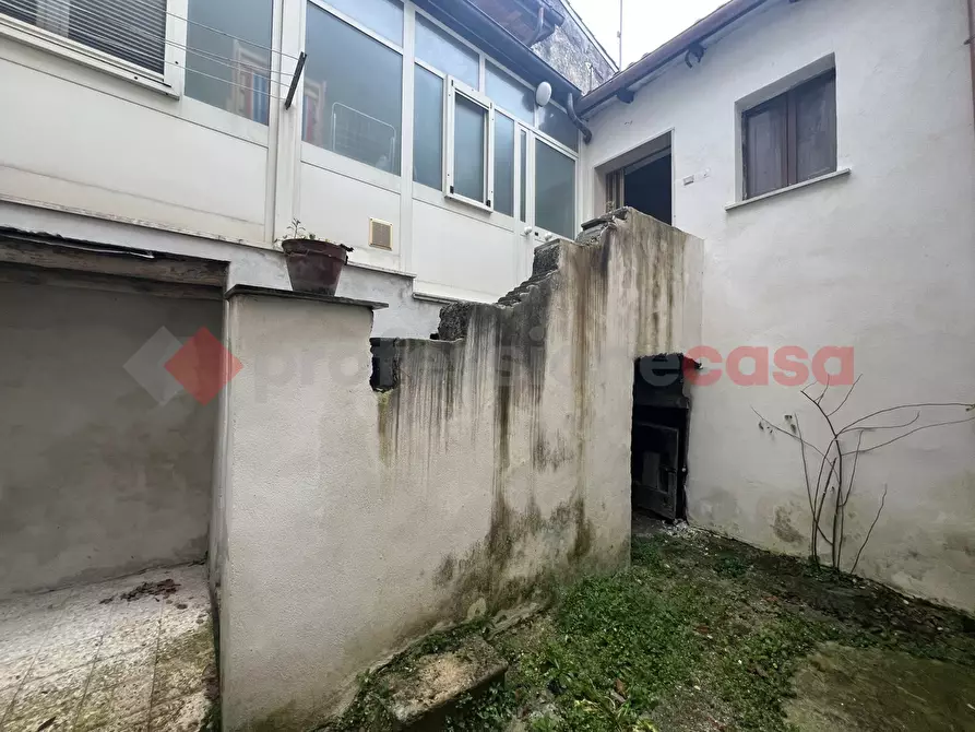 Immagine 21 di Appartamento in vendita  in Via Caone, 1 a Cittaducale