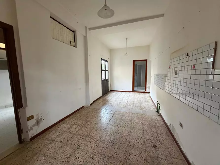 Immagine 5 di Appartamento in vendita  in Piazza Amendola, 4 a Villamassargia