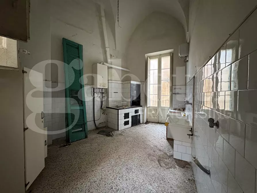 Immagine 5 di Appartamento in vendita  in Via Corte dei Guarini, 11 a Lecce