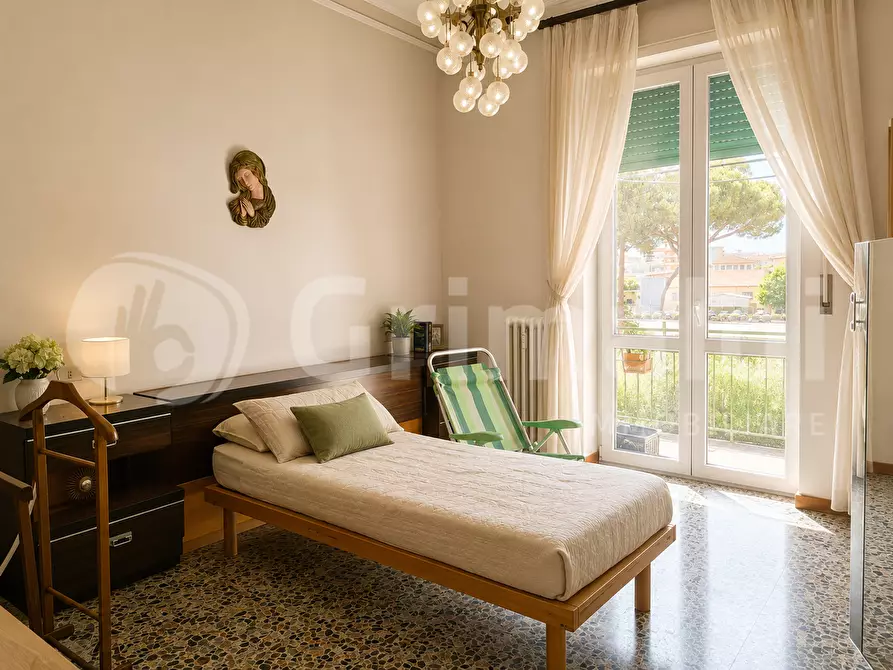Immagine 10 di Appartamento in vendita  in Viale guglielmo marconi, 1b a Livorno
