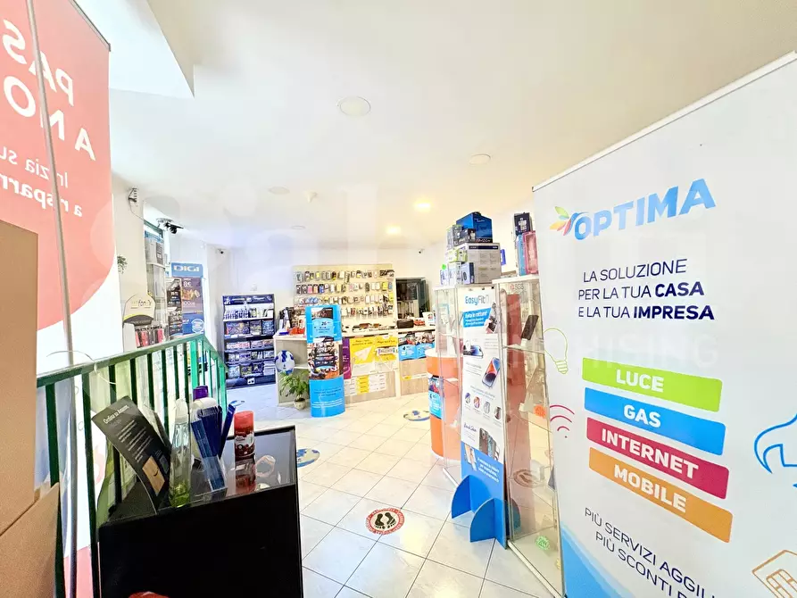 Immagine 3 di Attività commerciale in vendita  in Via Silvio Pellico, 2 a Colleferro