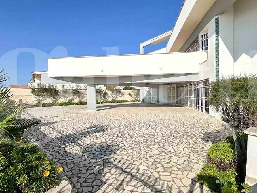 Immagine 6 di Villa in vendita  in Via dei cavalli marini VISTA MARE, 108 a Ardea